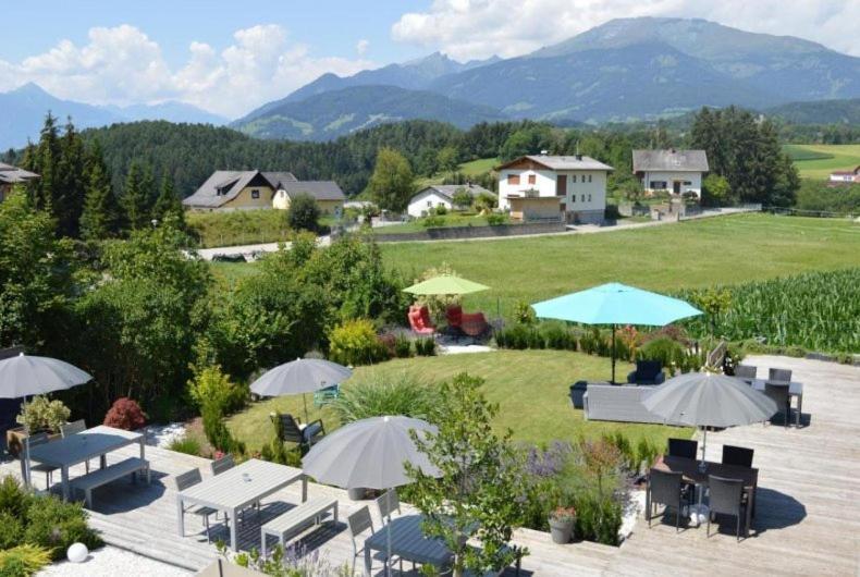 B & B Gmeineck เซโบเดิน ภายนอก รูปภาพ