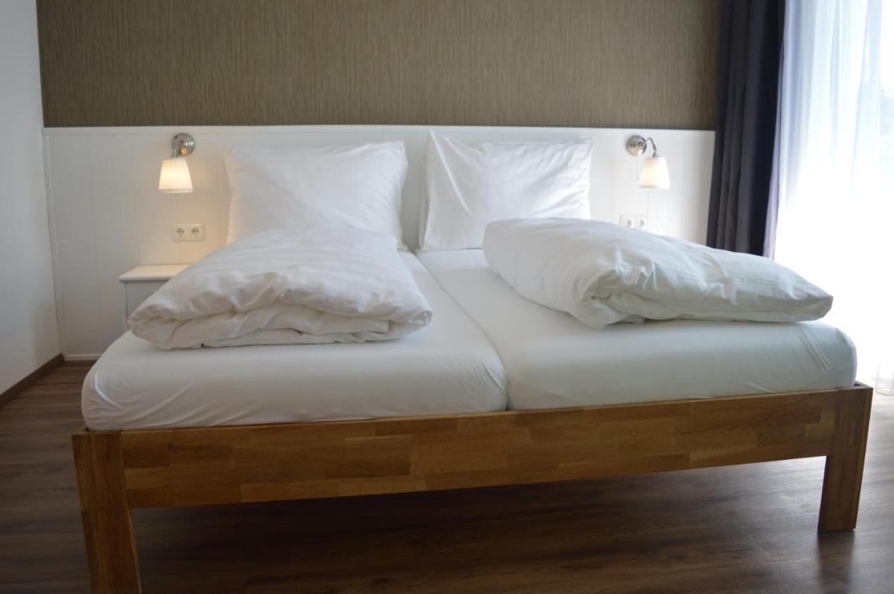B & B Gmeineck เซโบเดิน ภายนอก รูปภาพ