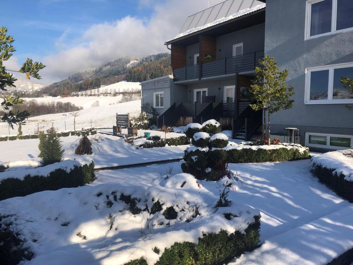 B & B Gmeineck เซโบเดิน ภายนอก รูปภาพ